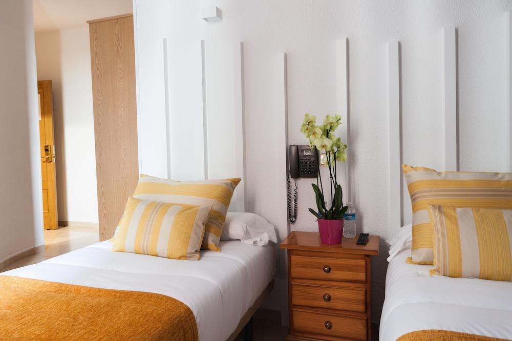 Hostal Josefina-Gran Via Madrid Eksteriør bilde