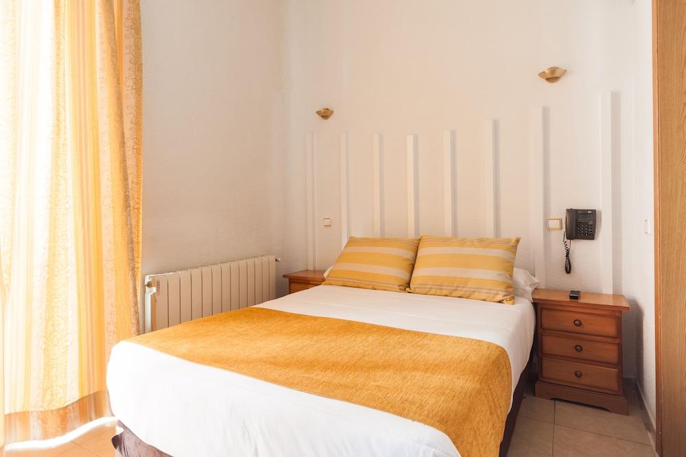 Hostal Josefina-Gran Via Madrid Eksteriør bilde