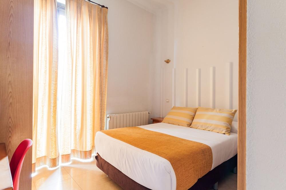 Hostal Josefina-Gran Via Madrid Eksteriør bilde