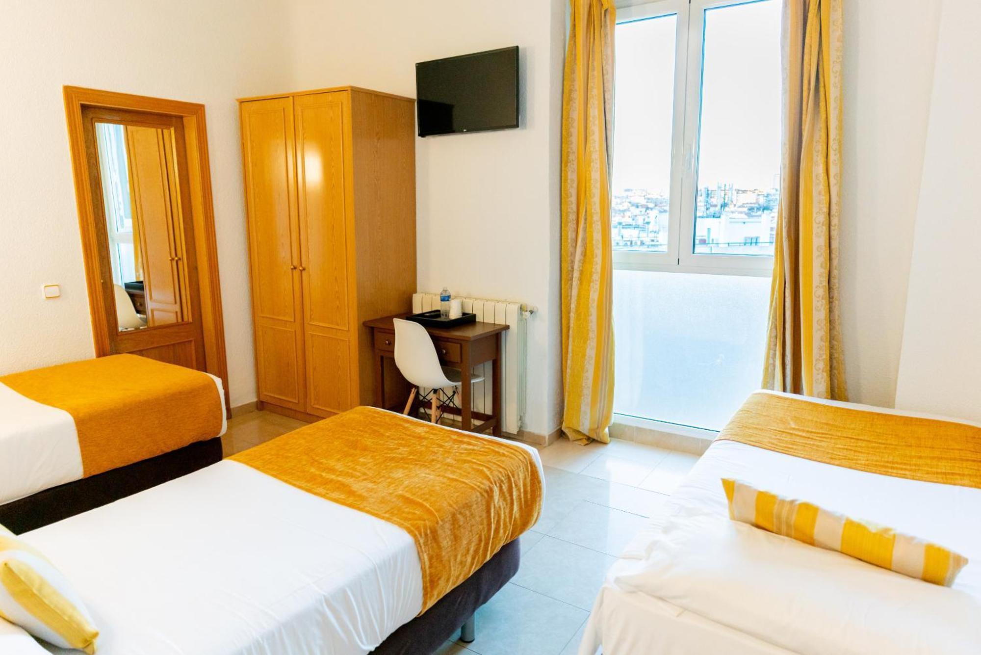 Hostal Josefina-Gran Via Madrid Eksteriør bilde