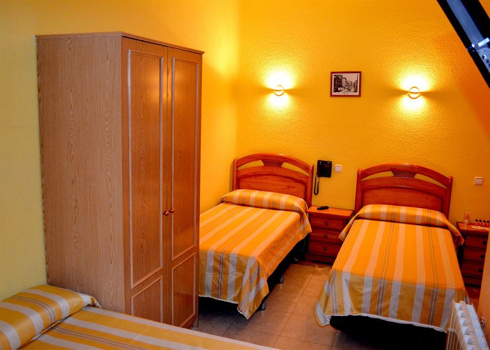 Hostal Josefina-Gran Via Madrid Eksteriør bilde